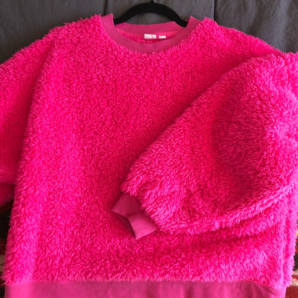 Gap fury sweater
